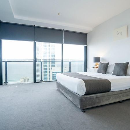 Circle On Cavill Apartment โกลด์โคสต์ ภายนอก รูปภาพ