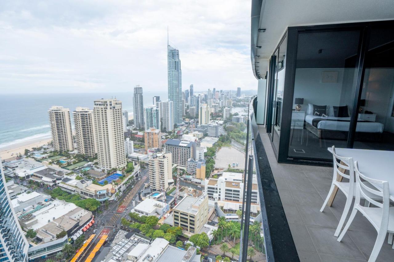Circle On Cavill Apartment โกลด์โคสต์ ภายนอก รูปภาพ