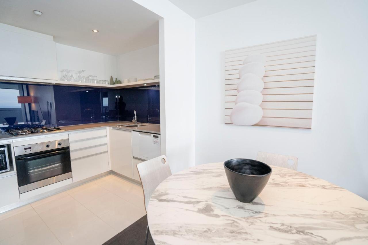 Circle On Cavill Apartment โกลด์โคสต์ ภายนอก รูปภาพ